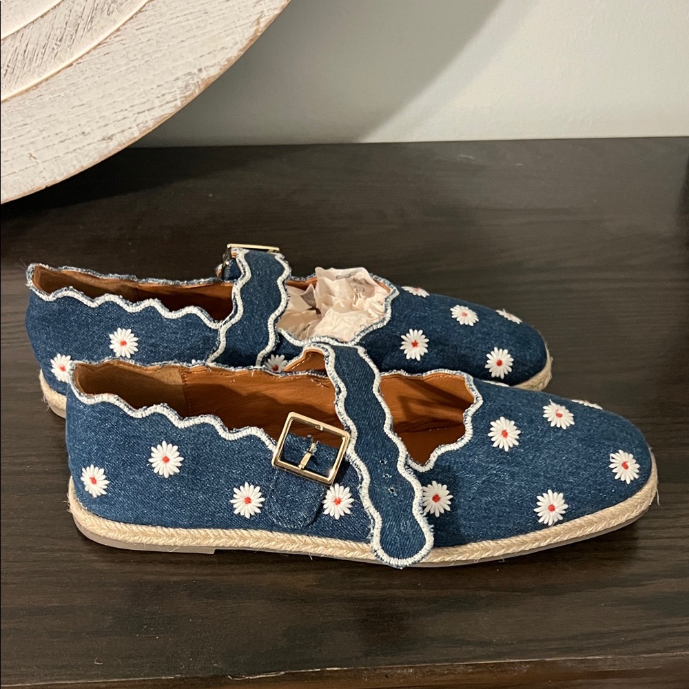 Anthropologie Denim Daisy Mary Jane Flats - Blue & White - Picture 2 of 5